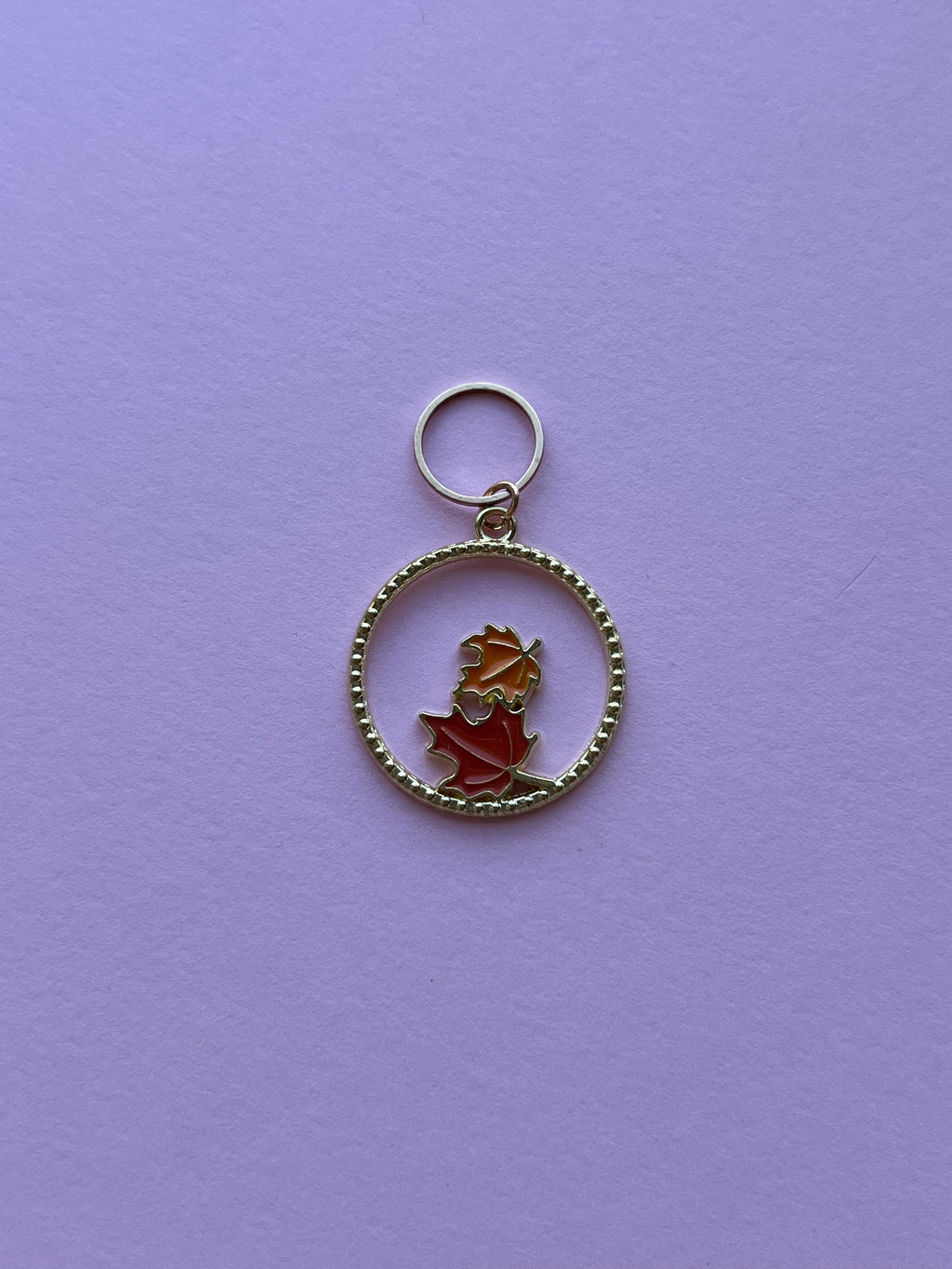 Leaves in a Ring